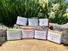 Load image into Gallery viewer, Oatmeal Honey Soap