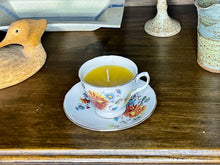 Load image into Gallery viewer, Beeswax Tea Cup Candles