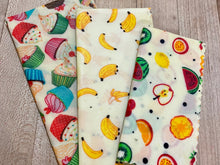 Load image into Gallery viewer, Beeswax Wraps Large Sizes Pack