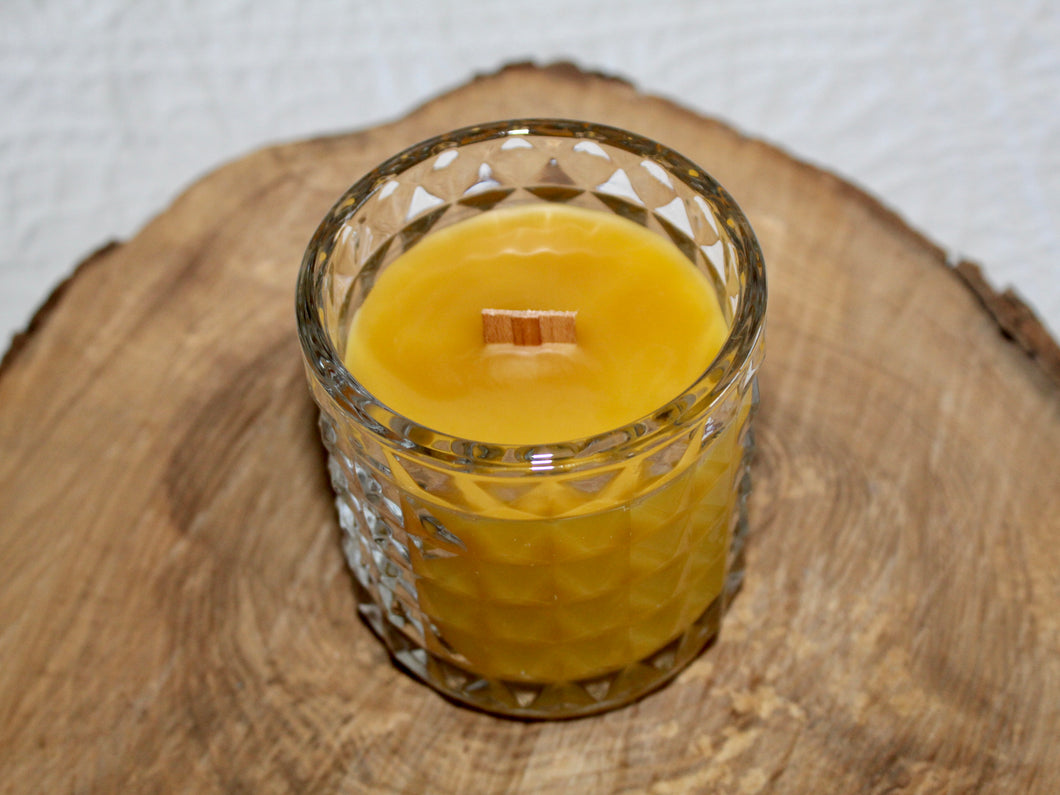 Pure Beeswax Candle in Luxury Textured Glass Jar With Wood Lid